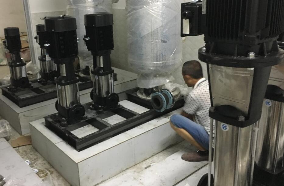 ���ж��ι�ˮˮ�M��β�һ�£�