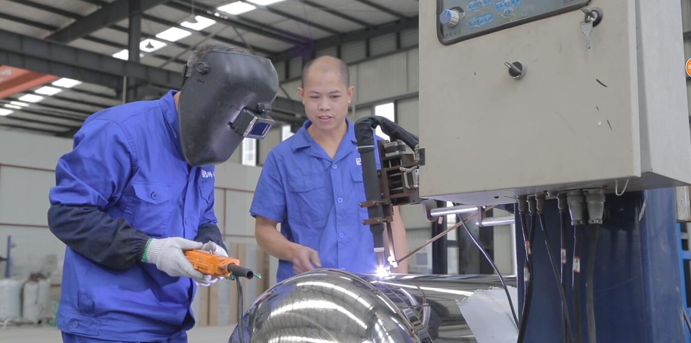 ��ˮ����׃�l�㉺��ˮ�O(sh��)�����a(ch��n)�S(ch��ng)������Щ