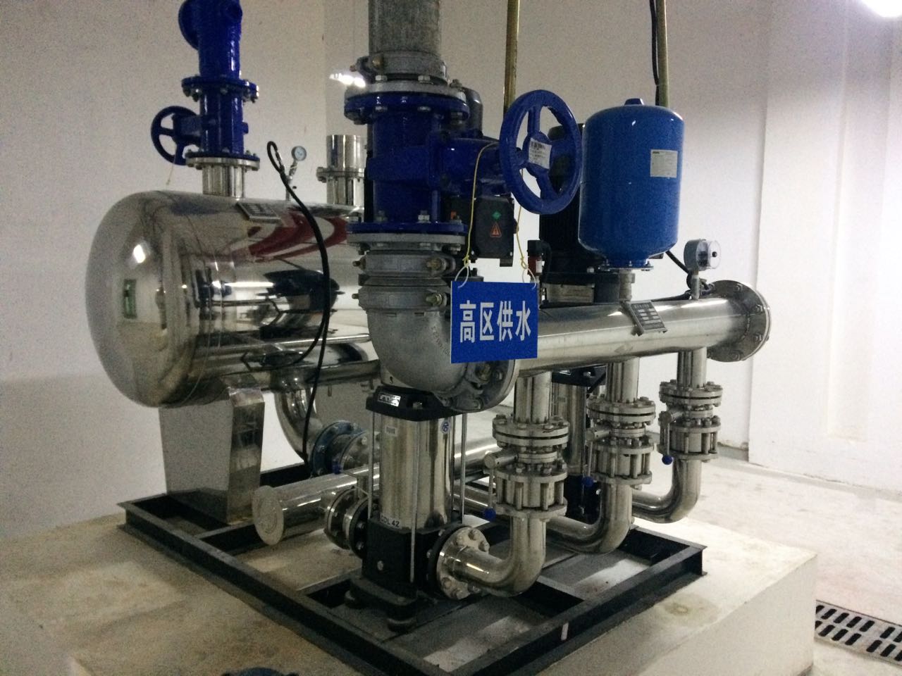 �ߘ�����oˮϵ�y����x��oˮ��ʽ